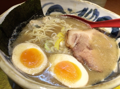 「特製煮干しそば（しょう油） 990円」@麺屋 音の写真