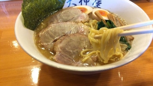 「特製らーめん 中盛 850円」@秋葉原ラーメン 天神屋 秋葉原本店の写真