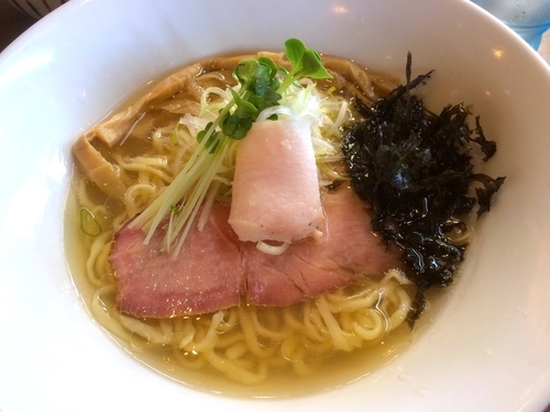 「あさり出汁地鶏そば塩（750円）」@麺や 虎徹の写真