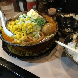 激辛みそ  ネギバターチャーシューコーン煮卵トッピング