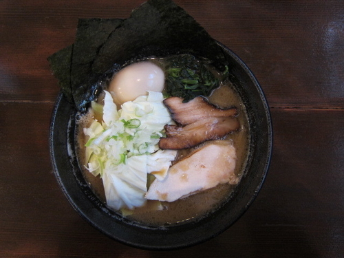 「横浜豚骨らぁめん　７５６円」@New old style ゆいが NOS高田店の写真