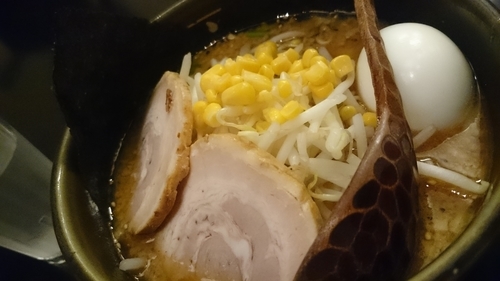 「特みそこってりラーメン960円」@東京スタイルみそラーメン ど・みそ ららぽーと豊洲店の写真