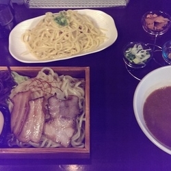 Sagane 麺ya 早稲田大学前