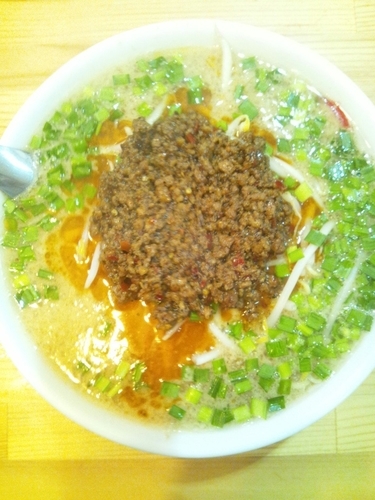 「台湾ラーメン（味噌）」@らーめん まるはちの写真