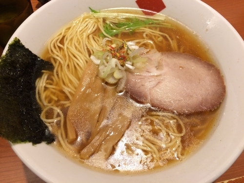 「鶏だし醤油中華そば」@東京の中華そば ちよがみの写真