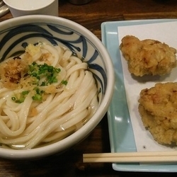 かけ（ひやひや） 390円＋鶏天 190円（かな？）