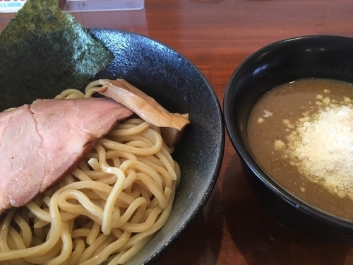「カレーつけそば900円、チーズトッピング100円」@ジュンタの写真