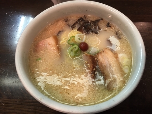 「しおラーメン」@らーめん 山頭火 渋谷店の写真