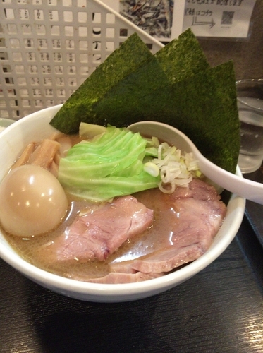 「こってり煮干しラーメン 全部のせ」@煮干しらーめん青樹 立川店の写真