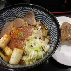 鴨南蛮そば+おにぎり　「734円+129円」