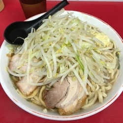 ラーメン小