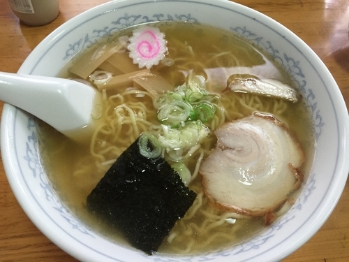 「中華そば¥500+ご飯(小)¥50」@福の写真