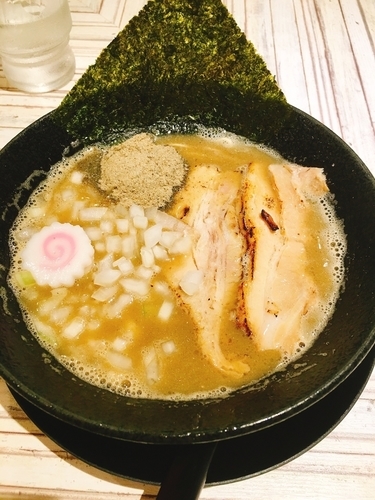 「超濃厚らーめん」@濃厚商店の写真