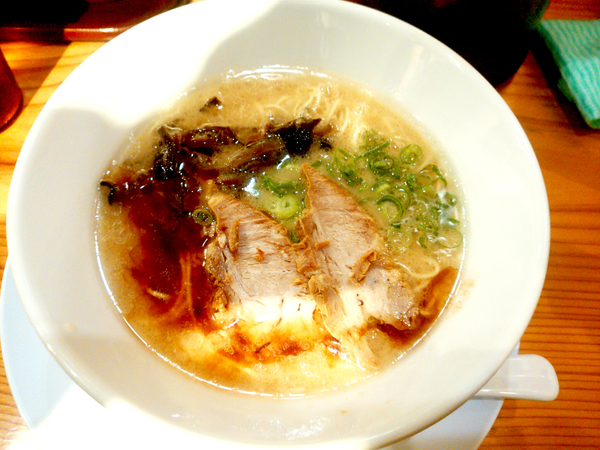 黒 マー油とんこつ