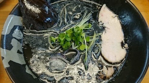 「焦がし鶏白湯」@ぼっこ志の写真