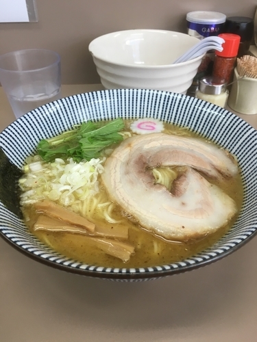 「塩ラーメン大盛」@庵悟の写真