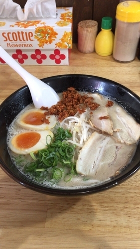 「辛口セキライラーメン」@虎龍馬の写真