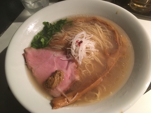 「塩そば850円、味玉醤油そば950円」@SOBAHOUSE金色不如帰の写真