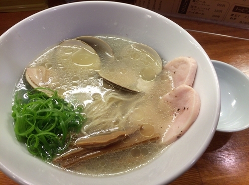 「鳥と蛤の塩そば」@醤油と貝と麺そして人と夢の写真
