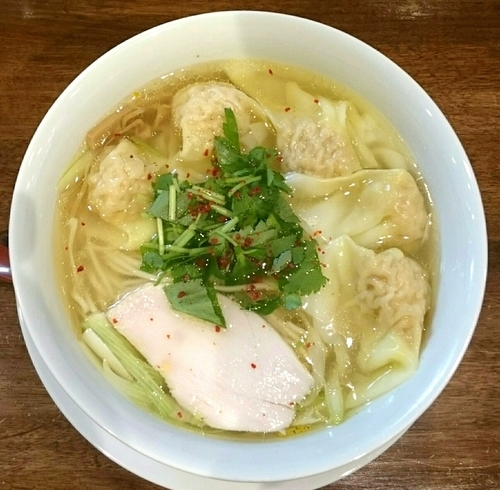 「ワンタン柚子塩らぁ麺」@麺や維新の写真