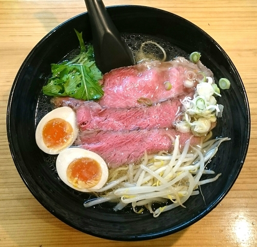 「チャーギュウ麺(清湯 塩)【日時不定限定】 半熟煮たまご」@ラーメン 道玄の写真