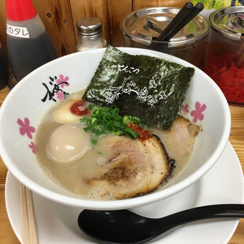 「豚骨ラーメン」@麺屋 桜息吹の写真