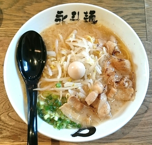 「えびラーメン」@永斗麺 神南店の写真