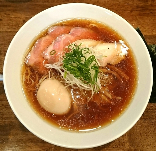 「特製醤油拉麺」@創作麺工房 鳴龍の写真