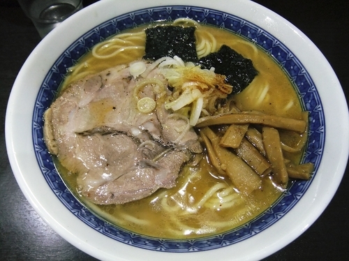 「塩ラーメン（並）（900円）」@中華そば べんてんの写真