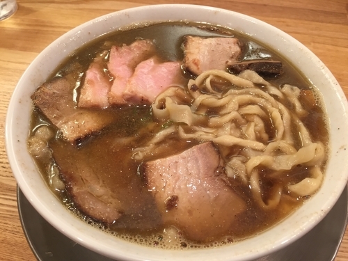 「喜多方らーめん 煮干し（820円）」@麺や 七彩 八丁堀店の写真