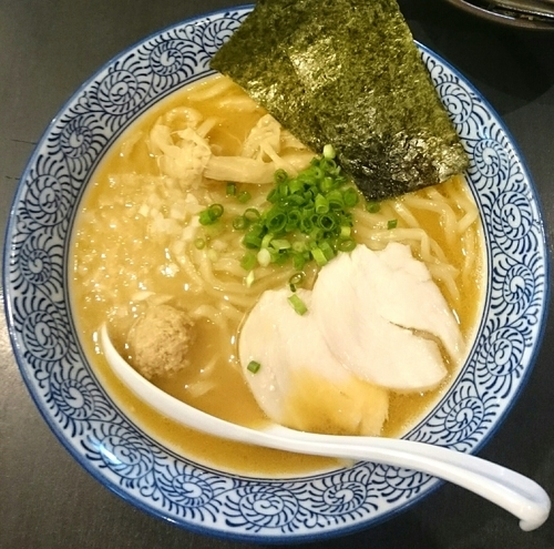 「濃厚醤油鶏そば」@濃厚鶏そば 晴壱の写真