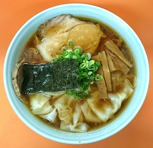 「ワンタンメン」@支那そば あおばの写真