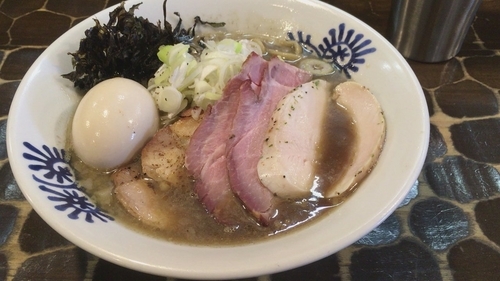 「【限定】背脂煮干そば」@特級鶏蕎麦 龍介の写真