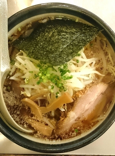 「醤油らーめん」@柳麺 はな火屋の写真