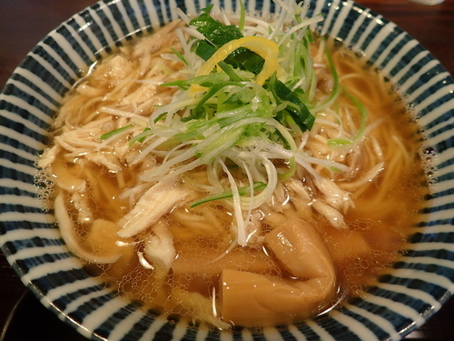 「地鶏そば・大盛り」@めんや 薫寿の写真