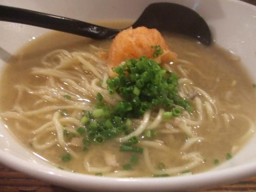 「【限定】牡蠣のすり流しそば　７３０円」@麺場 浜虎 横浜店の写真