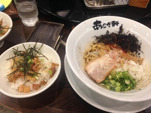 「まぜそば＋丼」@ニボチャチャ！！ラーメン あらき軒の写真