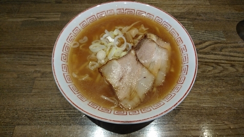 「蔵出し醤油らーめん すっきり」@喜多方食堂 麺や玄 佐倉分店の写真