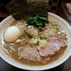 特中華そば(トッピング全部増し)