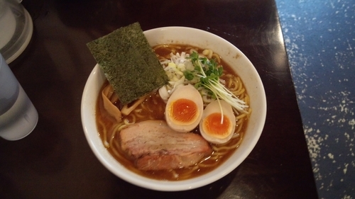 「煮干し中華そば（大）味玉」@らーめんなが田の写真