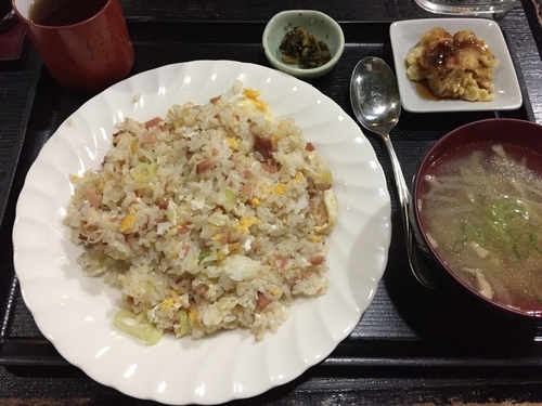 「チャーハン定食」@居酒屋・そば 志乃婦の写真