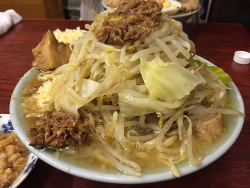 「富士丸ラーメン（ﾔｻｲ ﾆﾝﾆｸ ｱﾌﾞﾗ）」@ラーメン富士丸 神谷本店の写真