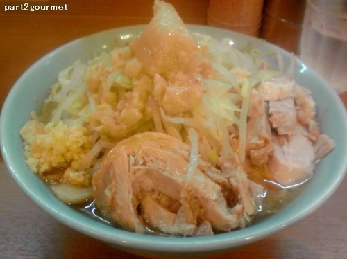 「小ラーメン(豚2枚) 「ニンニクアブラカラメ」(740円)」@ラーメンBoo Boo太郎。の写真