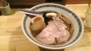 「煮干そば味たま （850円）+ 和え玉（200円）」@麺屋 弥栄の写真