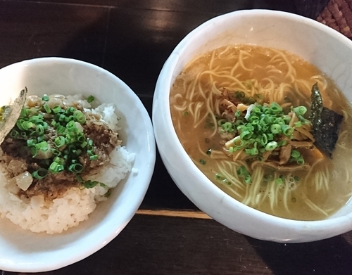 「掛け豚そば　豚めし」@俺の空の写真
