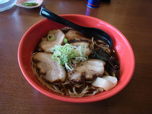 「富山ブラック 王様のチャーシューめん 1340円」@麺家いろは 射水本店の写真