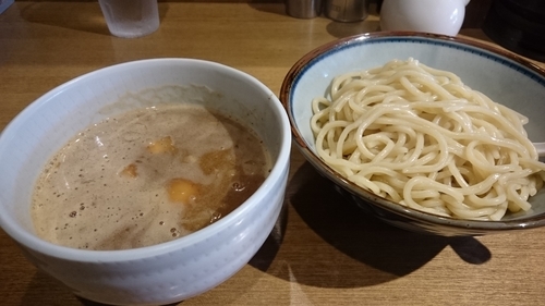 「濃厚煮干しつけ麺(並)＋味玉 ￥ 900」@鼈の写真