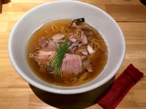 「黒岩農場既製の中華そば きのこフレーバー」@ふく流らーめん轍 総本家 寺田町店の写真