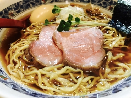 「醤油ラーメン 味玉」@麺処 夏海の写真