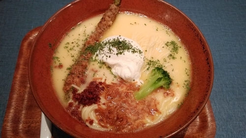 「鶏白湯そば（大盛無料）」@麺巧 潮の写真